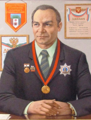 ТЕЗИН Юрий Алексеевич.