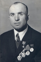 НАУМОВ Владимир Алексеевич.